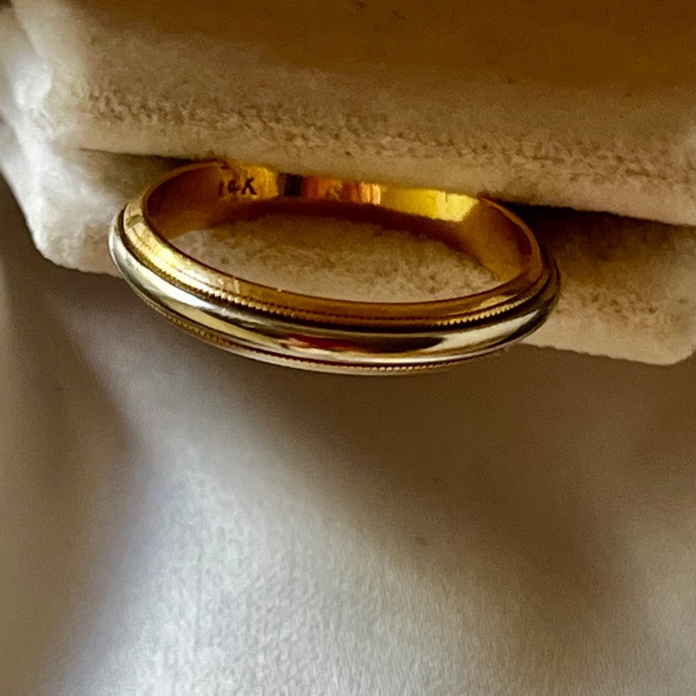 Milgrain Band Ring 14k / Size 6 - Picture 3 of 5